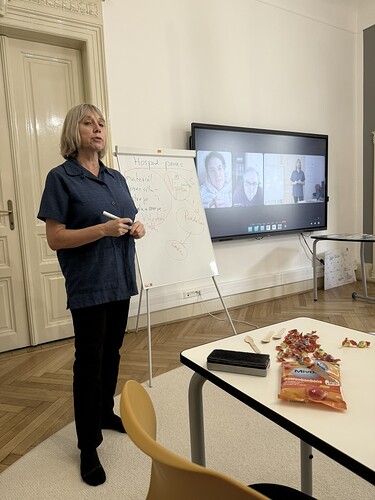 C3421767-7F7D-4D7D-934B-D2C5695C7EB3_1_105_c